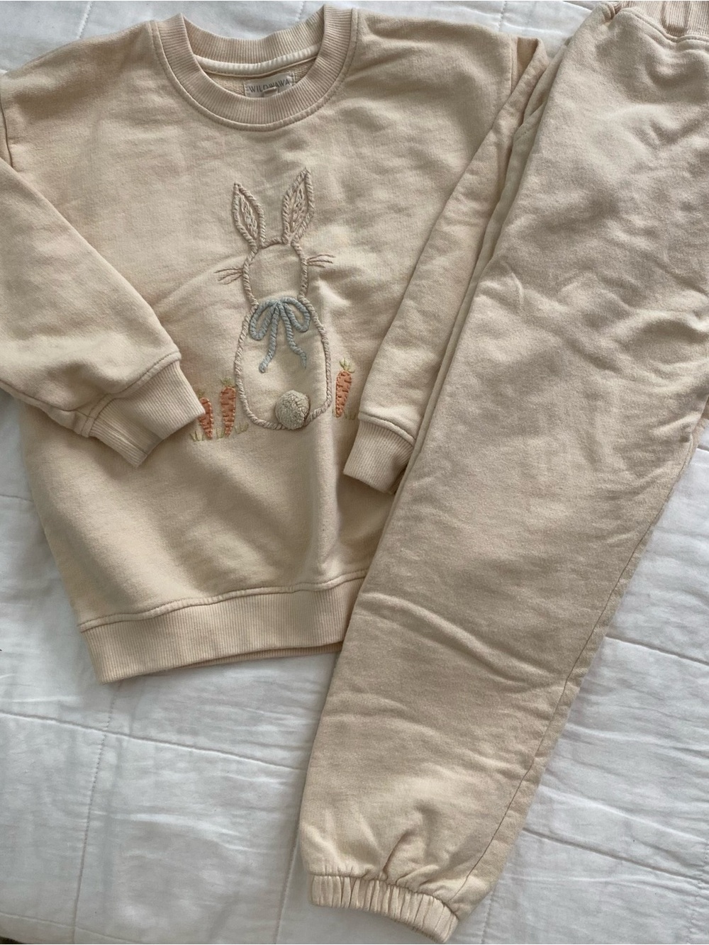 Wild Wawa Cotton Jogger Sweatshirt Set Cream Bunny Easter Size 5-6
